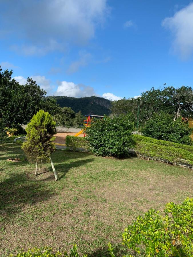Flat em Serra Negra - Condomínio Paraíso da Serra Bezerros Exterior foto